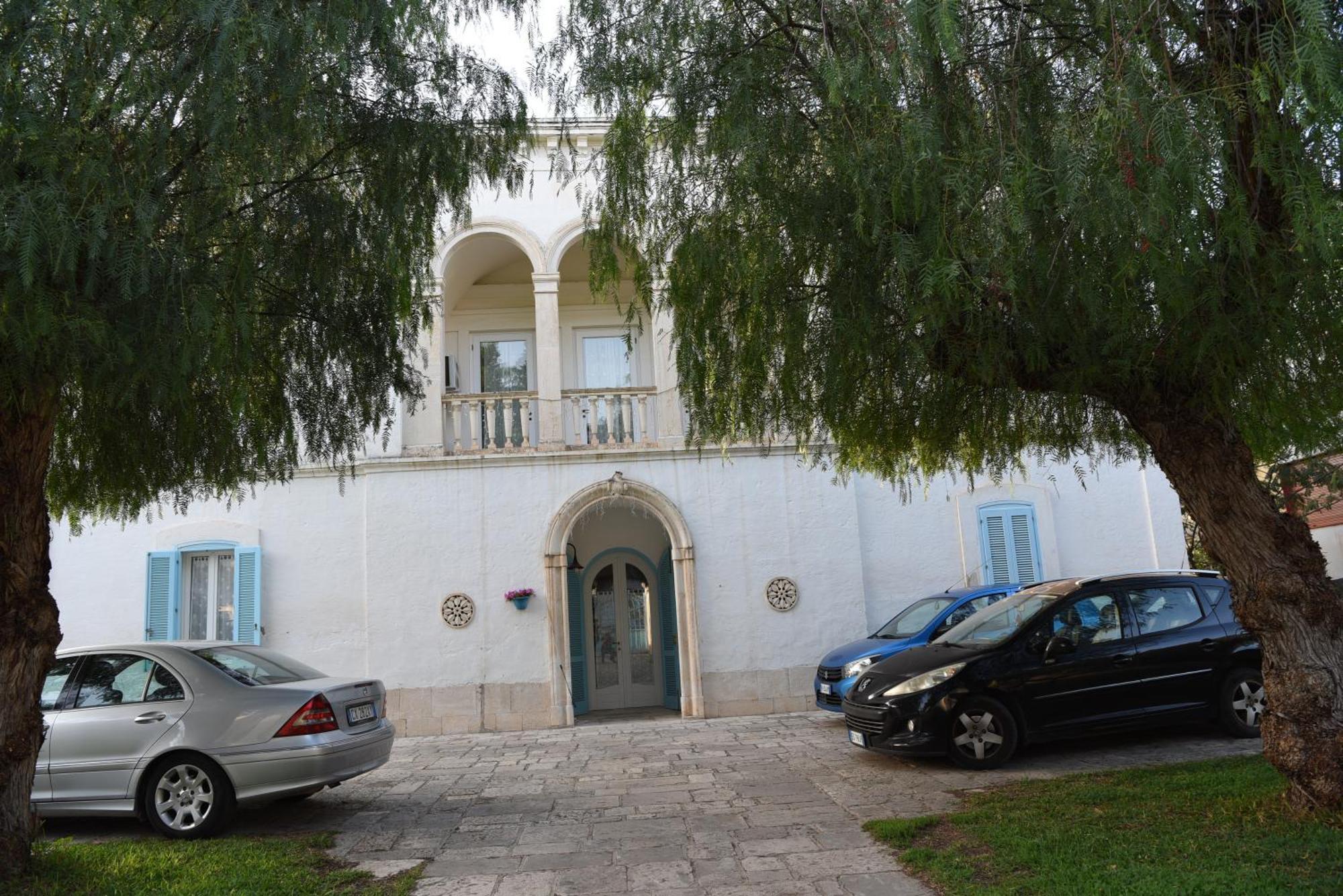Bed and Breakfast Villino Tronchetto Bianco Мола-ди-Бари Экстерьер фото